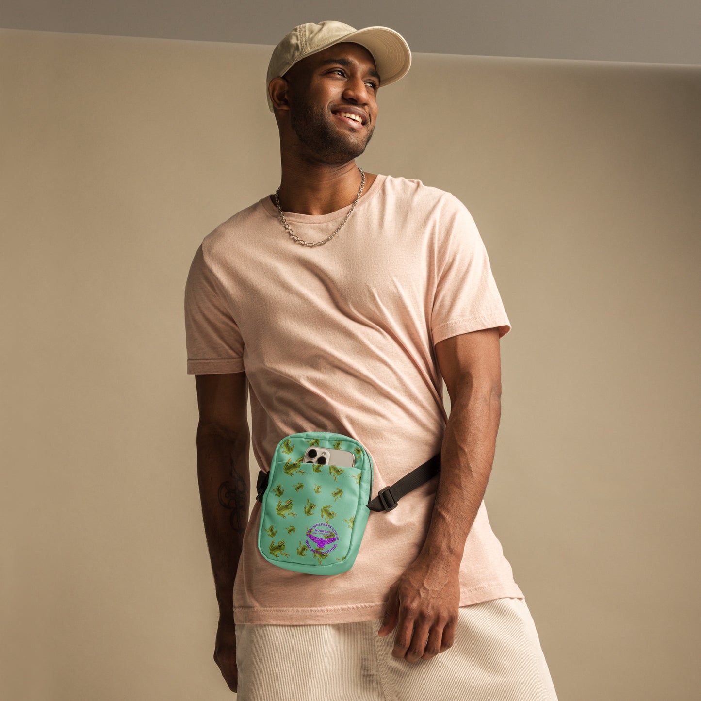 Green Tree Frog Utility crossbody bag